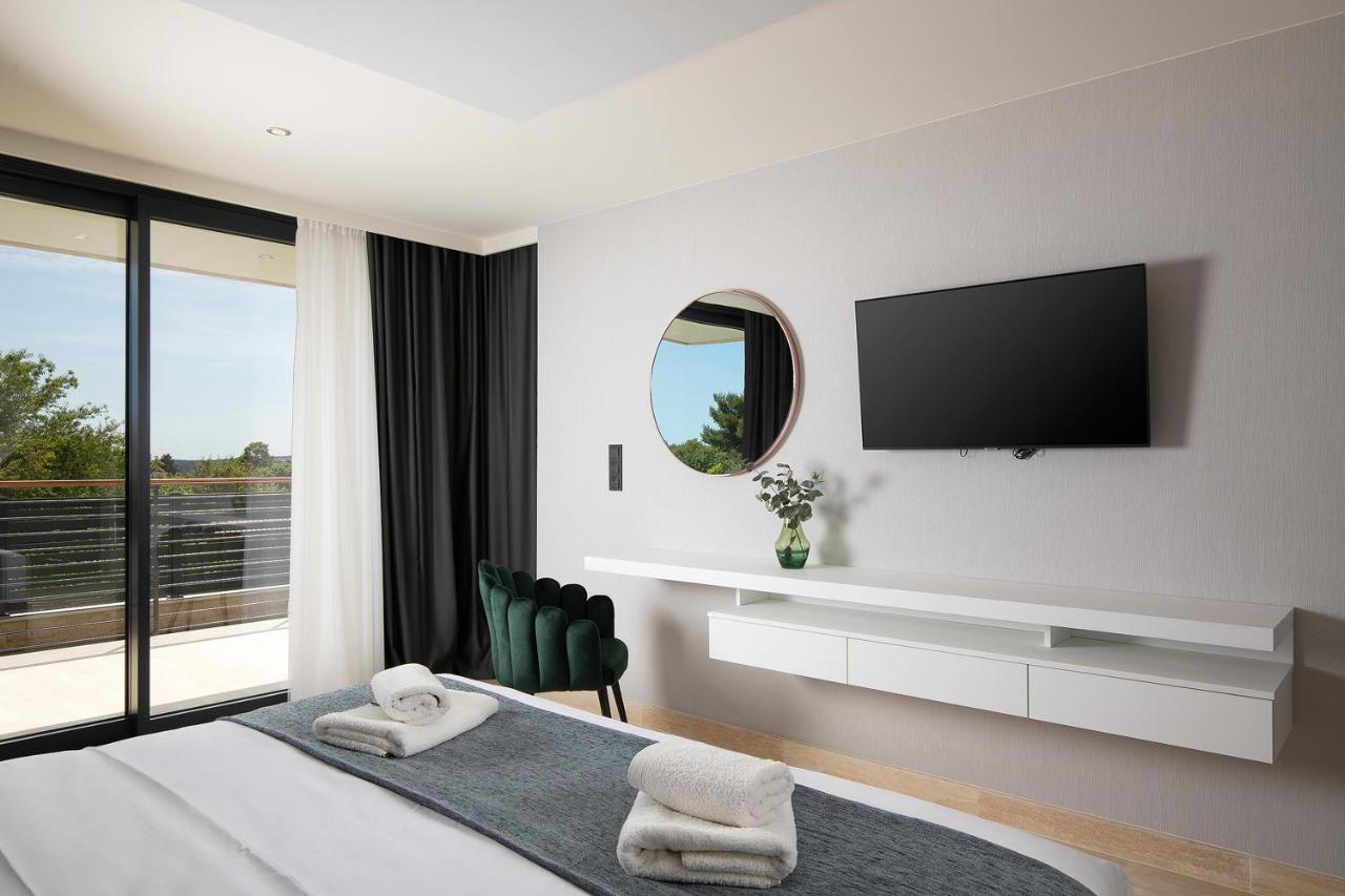 Boutique Apartments Kristo Medulin Kültér fotó